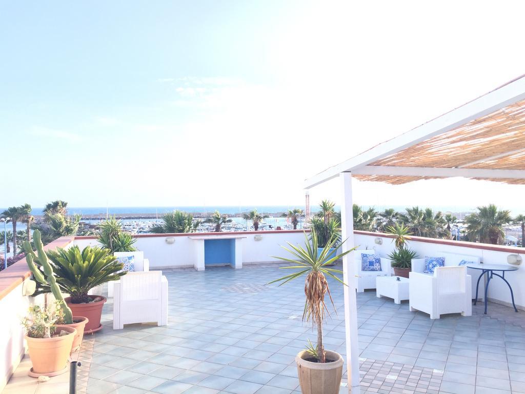 L'Approdo Bed & Breakfast Сан Леоне Екстериор снимка
