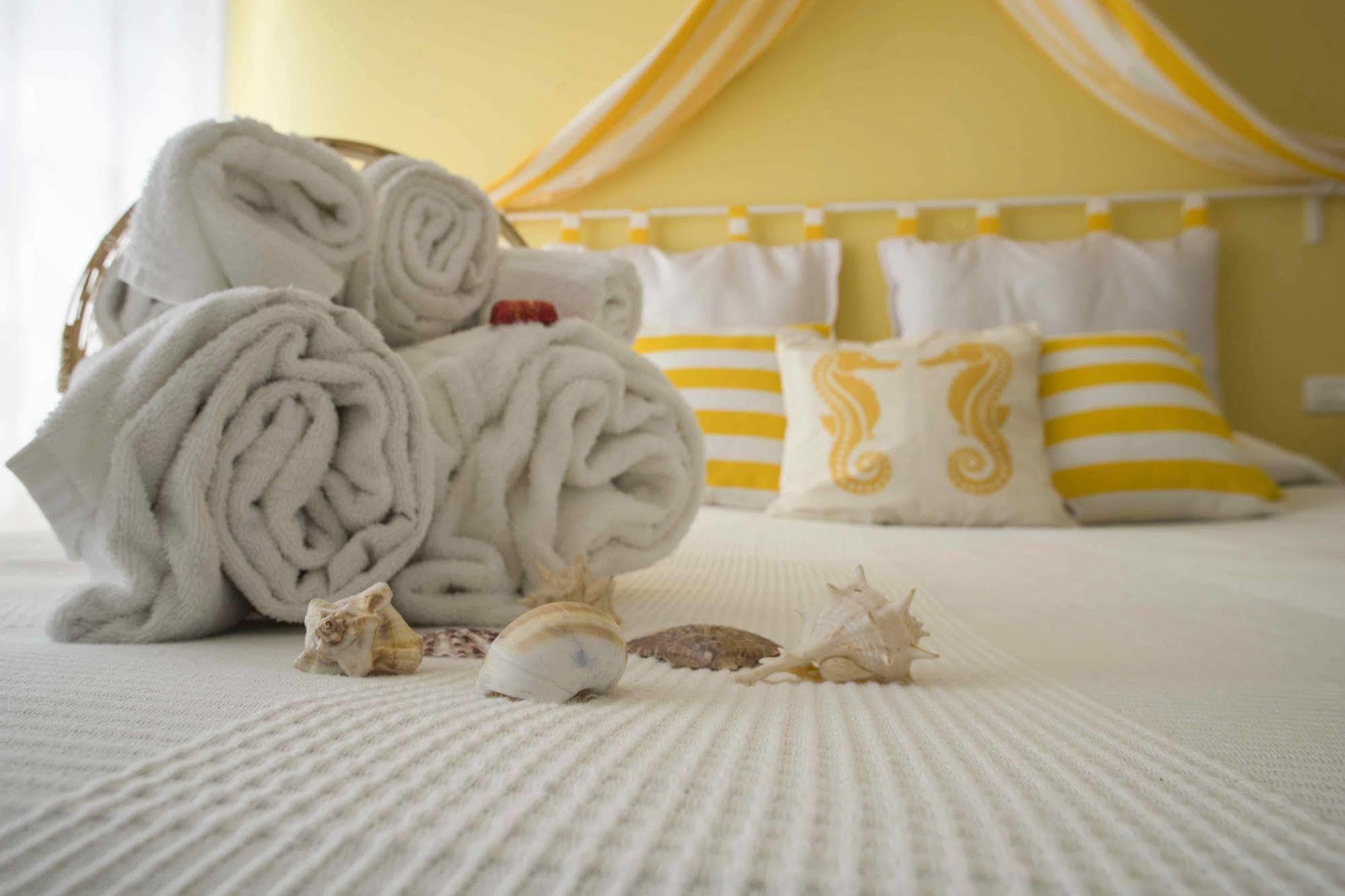 L'Approdo Bed & Breakfast Сан Леоне Екстериор снимка